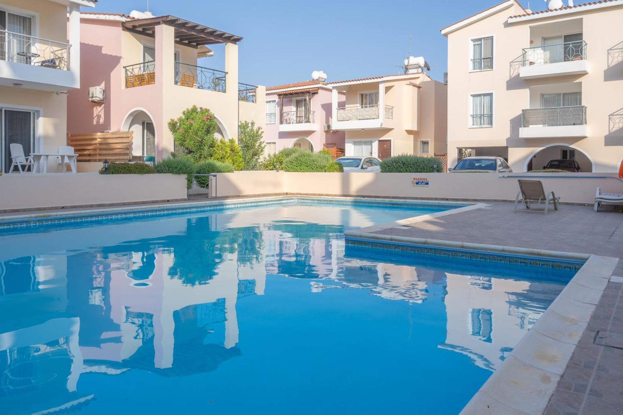 Limnos Gardens Paphos Exterior foto